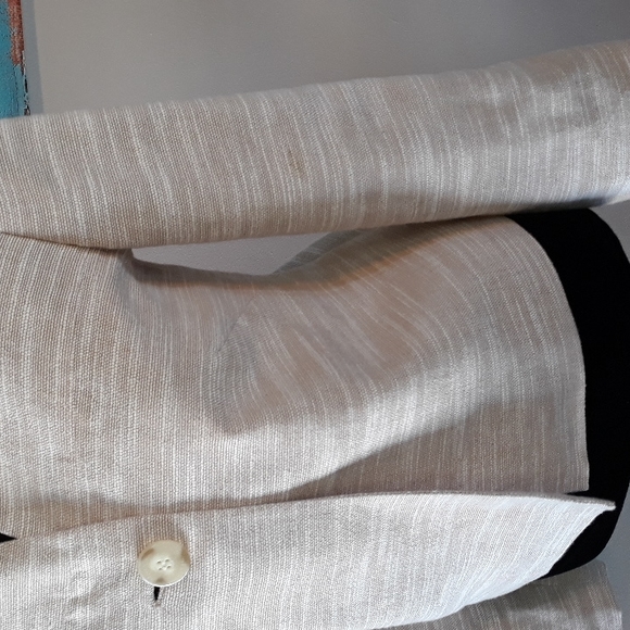 Calvin Klein/Single Button Front Cropped Blazer - Picture 7 of 11